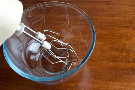 Electrical whisk in the kitchen - Free Stock Image
