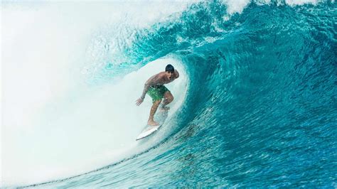 3x World Surfing Champion Gabriel Medina Returns To The World Champion – Rip Curl Indonesia