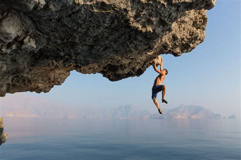 Alex Honnold | Academy Award Winning Keynote Speaker