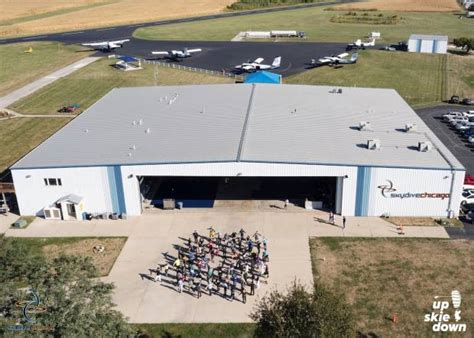 200 Skydivers, 10 Planes, One World Record: Second 'Vertical Jump' Takes Stab at History ...