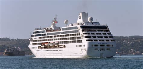 Pacific Princess | Photos, cabins, itineraries and deals | Cruisetopic | Cruisetopic