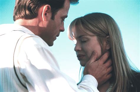 "Nurse Betty" movie still, 2000. L to R: Greg Kinnear, Renée Zellweger.