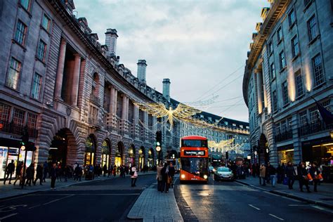 Regent Street at Christmas - can’t wait to go again this year : r/london