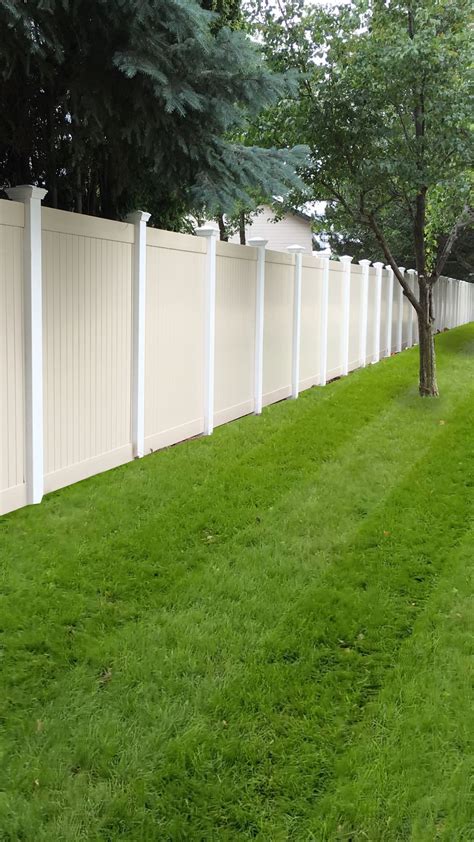 Vinyl Privacy Fence Products - Vinyl Fence Company Oklahoma