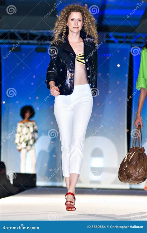 Saks Fifth Avenue Fashion Show Editorial Stock Image - Image of charity ...