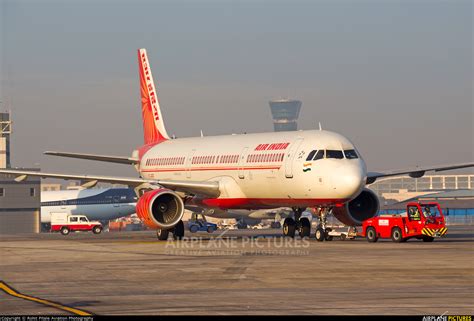 VT-PPF - Air India Airbus A321 at Mumbai - Chhatrapati Shivaji Intl | Photo ID 1010597 ...