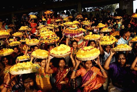 Bathukamma 2025 | Floral Festival of Telangana | Bathukamma Celebration