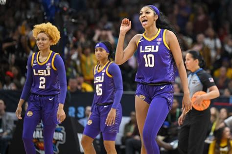 Iowa-LSU finale is most-viewed women's basketball game on record - UPI.com