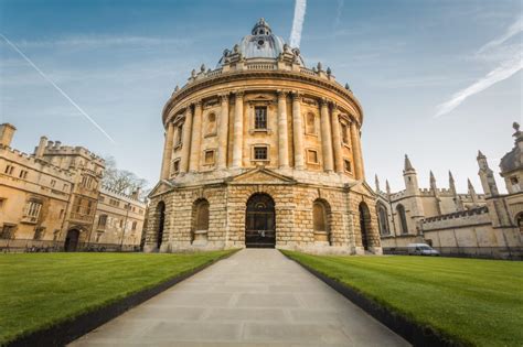 Oxford University and City Walking Tour | Experience Oxfordshire