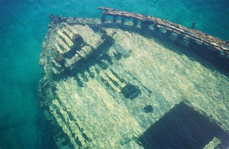 Shipwreck in Tobermory, Ontario