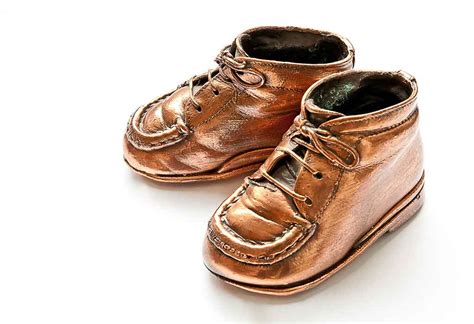 Bronzing Baby Shoes: Types, How It Is Done & Tips