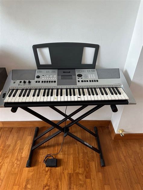 Yamaha Electric Keyboard PSR-e413, Hobbies & Toys, Music & Media, Musical Instruments on Carousell