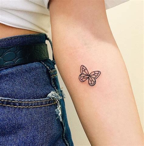 Butterfly tattoo Small Girl Tattoos, Little Tattoos, Trendy Tattoos ...