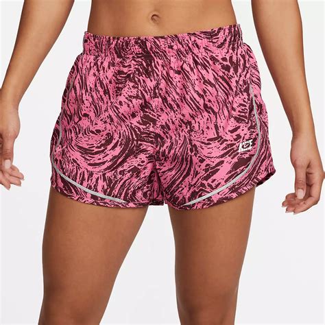 Nike Women's Dri-FIT Icon Clash Tempo Shorts | Academy