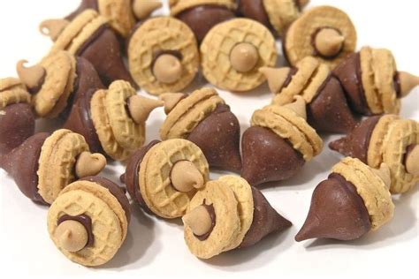 Acorn Candy Recipe | Acorn Candies -- totally having the kids make these for thanksgiving ...