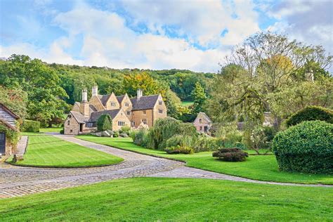 Cotswold Cottages – Luxury Holiday Home Rentals | kate & tom’s