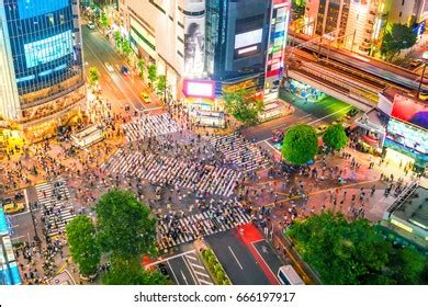 12,948 Shibuya crossing Images, Stock Photos & Vectors | Shutterstock