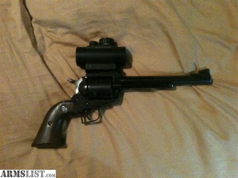 ARMSLIST - For Sale: Ruger Super Blackhawk with scope mount and scope ...