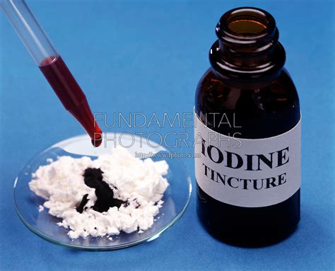 science chemistry oxidation reaction starch iodine | Fundamental Photographs - The Art of Science