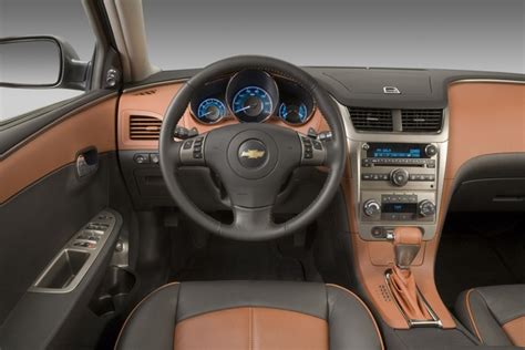 2009 Chevrolet Malibu - Interior Pictures - CarGurus