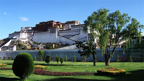 Tibet Travel, Tips, and Attractions — The Executive Thrillseeker