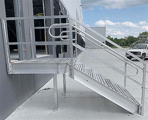 Steps w Aluminum Handrails - Upside Innovations Installation