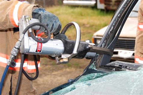 Critical Maintenance Steps for Hydraulic Rescue Tools – Jon's Mid America