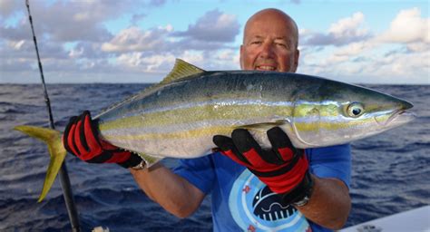 Rainbow runner in Rodrigues - Rod Fishing Club - Rodrigues Island ...