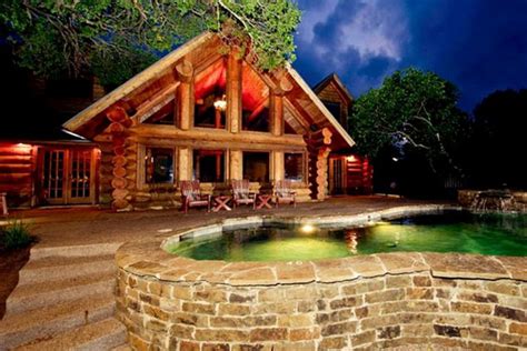 Texas Weekend Getaways | glampinghub.com