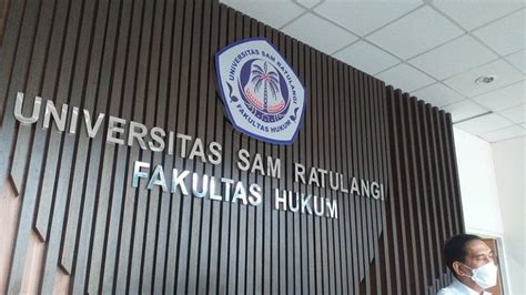 Logo Universitas Sam Ratulangi