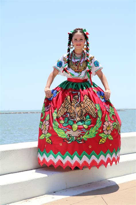 Puebla - China Poblana Mexican Costume, Mexican Doll, Mexican Outfit, Mexican Dresses, Mexican ...