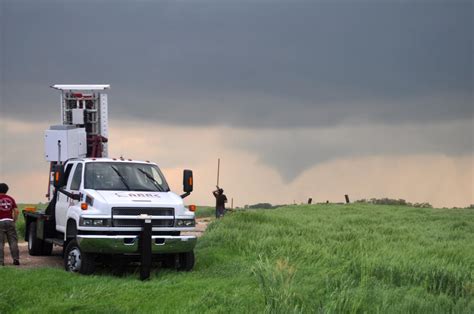 SimRadar: A polarimetric radar time-series simulator for tornadic debris studies