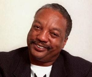 Paul Winfield Biography - Childhood, Life Achievements & Timeline