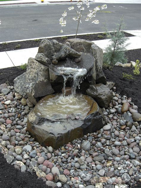 Front Yard Water Feature Ideas