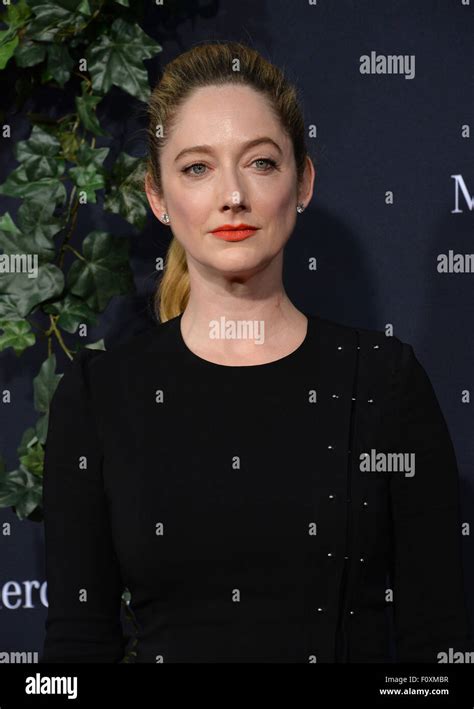 Judy greer jurassic world hi-res stock photography and images - Alamy