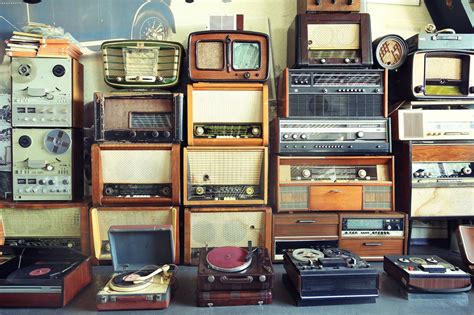 Broadcast Syndication Then & Now: A Brief History - dotstudioPRO