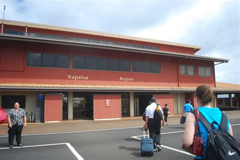 3 Airports in Maui: Easiest Ways to Get In and Out of the Islands