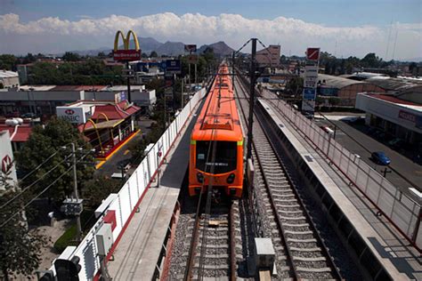 Mexico City's new subway line to cut down on commute, pollution - CSMonitor.com