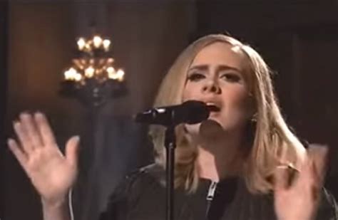 MUSIC / VIDEO: Adele - "Hello" (live on 'SNL') - NEWS | BANDMINE.COM