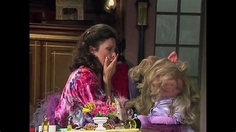 The Muppet Show - 406: Linda Lavin - Backstage #3 (1979) - YouTube