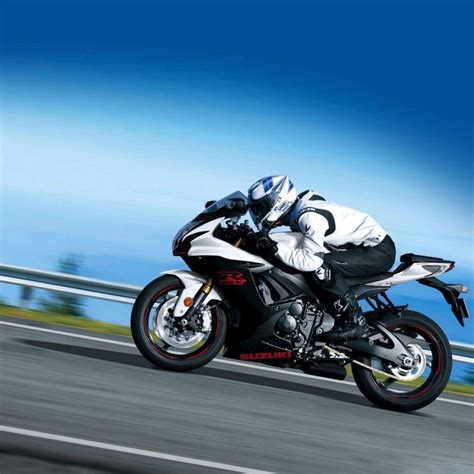 2020 Suzuki GSX-R750 [Specs & Info] | wBW