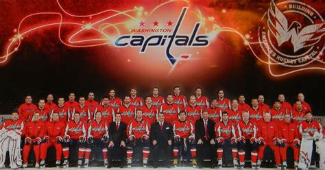 Washington Capitals 2010-2011 Team Photo - Capitals Outsider