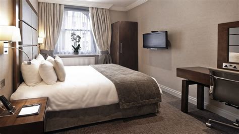 LANGHAM COURT HOTEL - Updated 2021 Prices, Reviews, and Photos (London ...