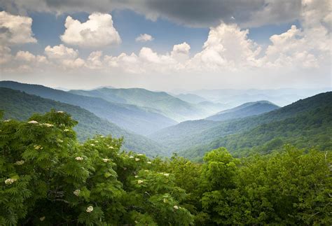 10 of the Best Hikes in Asheville, North Carolina | Scenic road trip ...