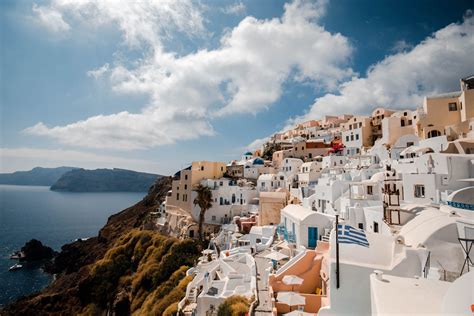 Complete Oia Santorini Travel Guide - Dana Berez