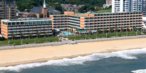 Beach Hotels in Virginia Beach | Top 4 Oceanfront Hotels & Resorts by IHG