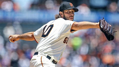 Madison Bumgarner reaches 5-year, $85M deal with D-backs, sources say - ABC30 Fresno