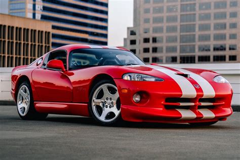 8k-Mile 2002 Dodge Viper GTS Final Edition for sale on BaT Auctions - sold for $73,000 on ...