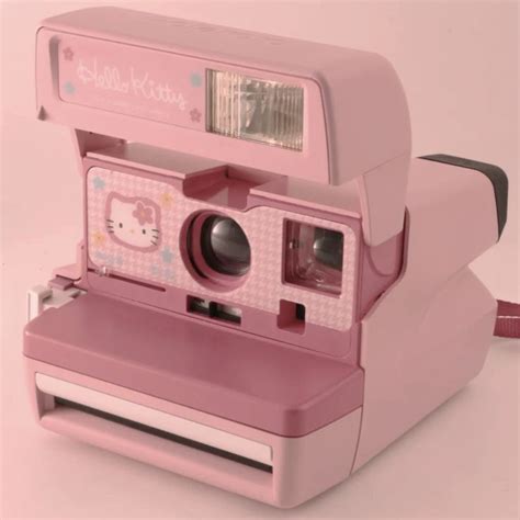 Polaroid 600 Hello Kitty Camera | Hello kitty, Kitty, Sanrio