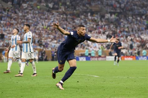 World Cup final LIVE results 2022: Argentina v France teams, scores ...